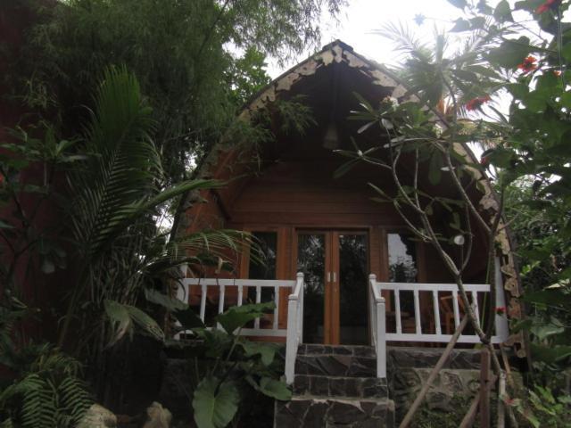 Bale Jukung Bed & Breakfast Tanjung  Ngoại thất bức ảnh